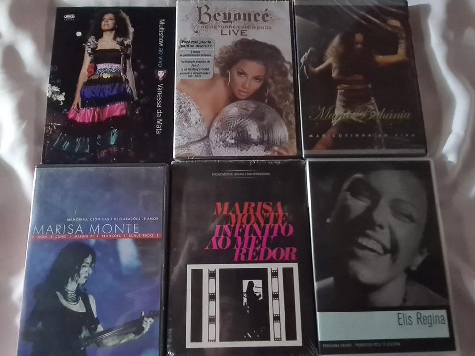 Foto de 6 DVDs de cantoras, semi novos